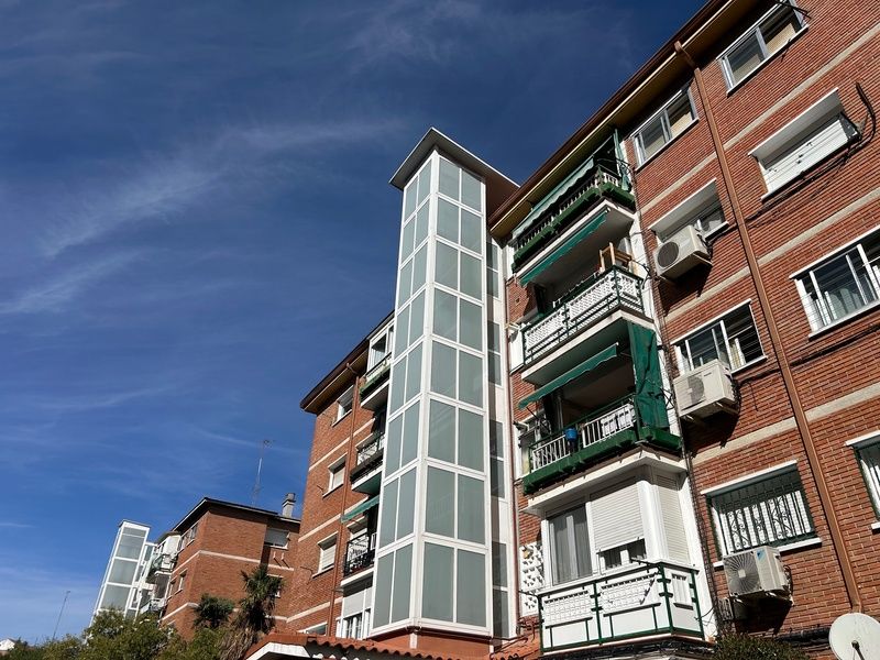 Vista exterior de Pis en venda en  Madrid Capital amb Calefacció i Terrassa