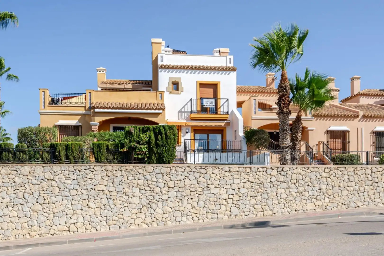 Duplexes for sale in Calle Calle Benferri, Algorfa