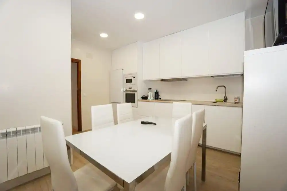 Cocina de Piso de alquiler en Madrid con Calefacción y Amueblado