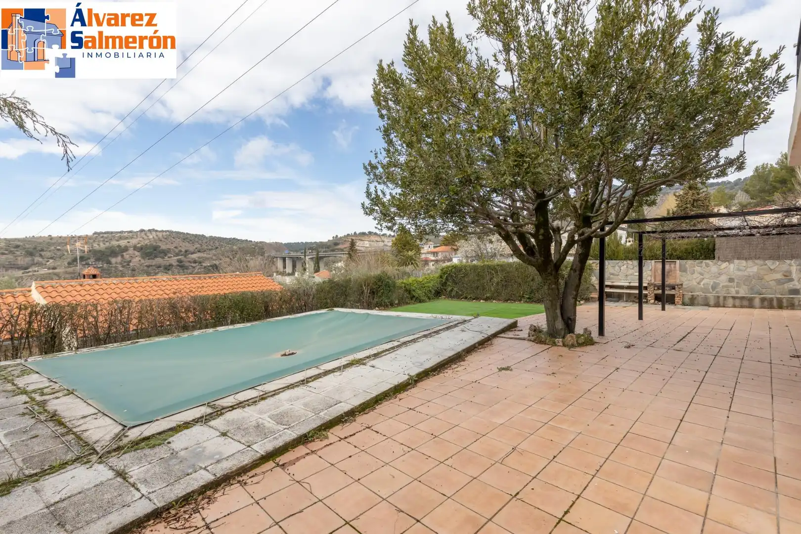 Jardí de Casa o xalet en venda en Huétor de Santillán amb Calefacció i Piscina