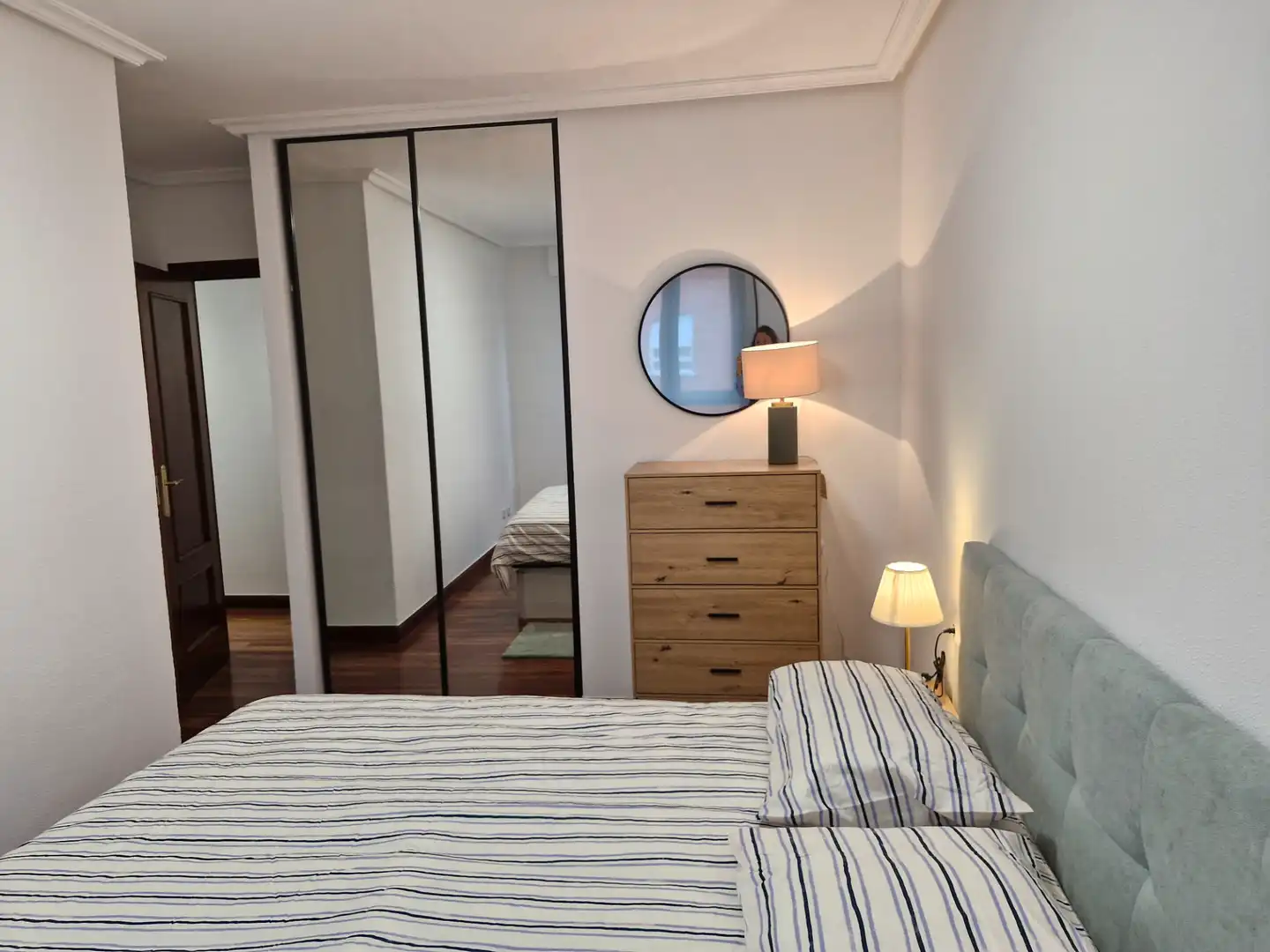 Habitación de Piso de alquiler en Bilbao  con Calefacción, Parquet y Amueblado