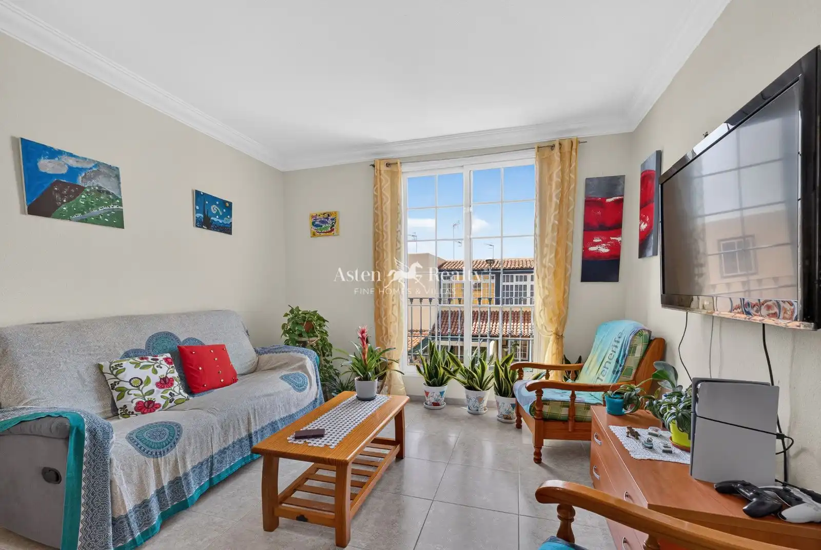 Living room of Flat for sale in Arona  with Furnished