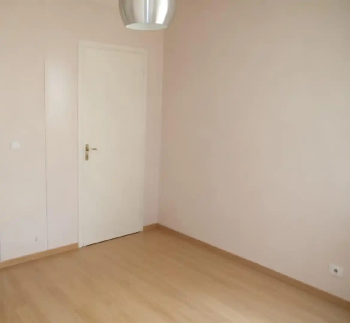 Habitación de Apartamento en venta en Oviedo  con Calefacción