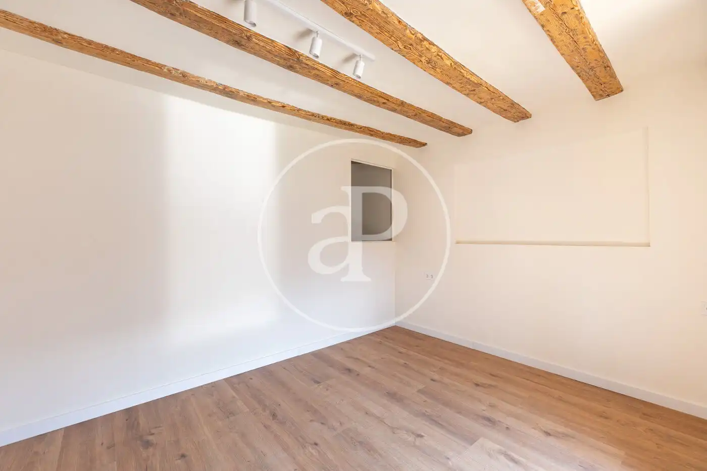 Sala de estar de Piso en venta en Barcelona con Calefacción y Balcón