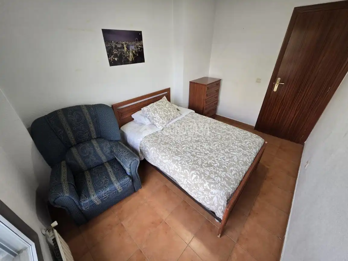 Bedroom of Flat for sale in Madrid  with Air Conditioner, Heating and Furnished