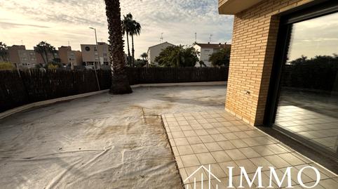 Photo 3 of Single-family semi-detached for sale in Avinguda Jaume I, Les Salines - Pla de Sant Pere, Cubelles