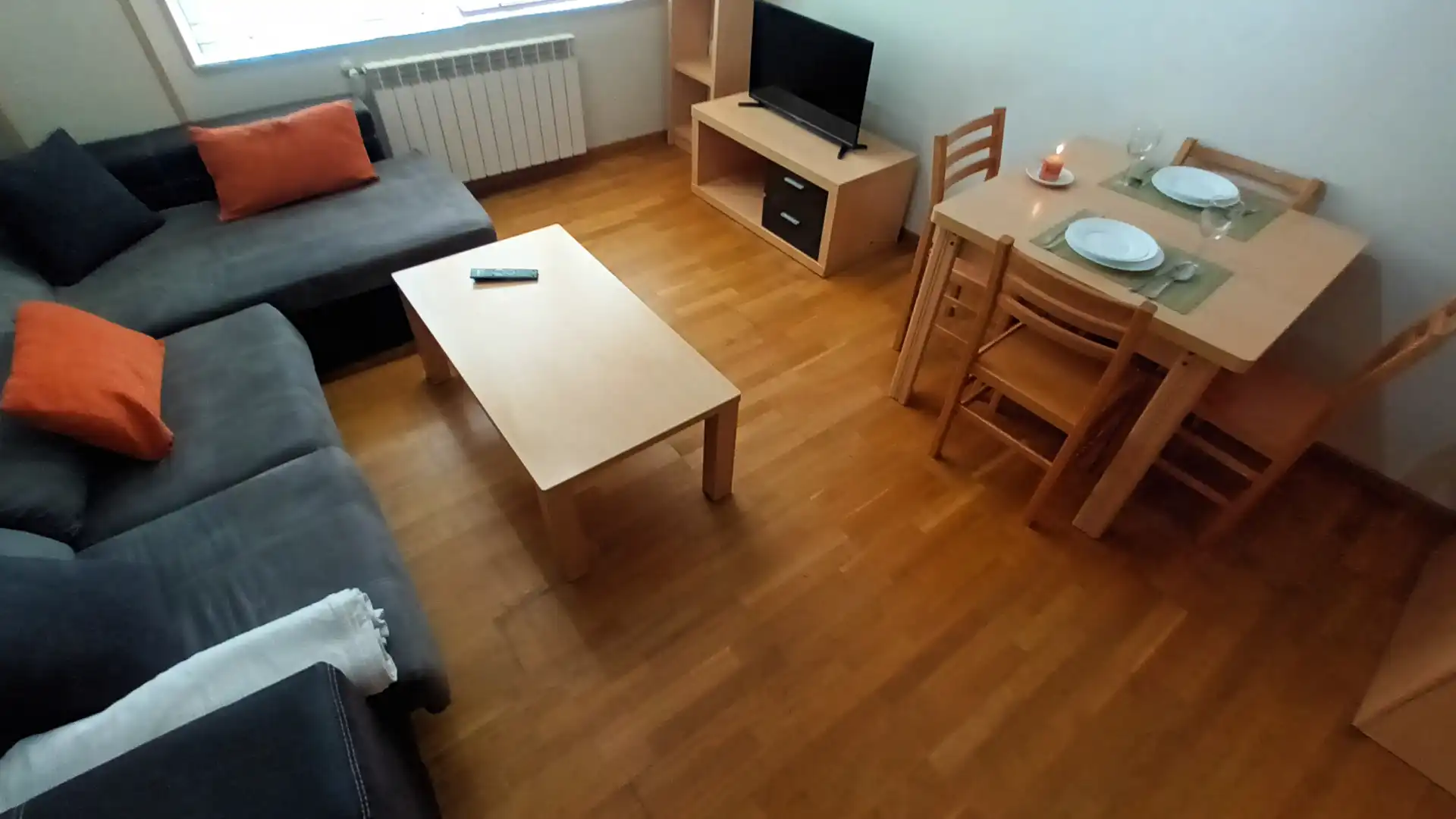 Wohnzimmer von Maisonette zur Miete in Lugo mit Heizung, Parkett und Möbliert
