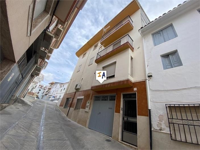 Vista exterior de Apartament en venda en Castillo de Locubín amb Internet