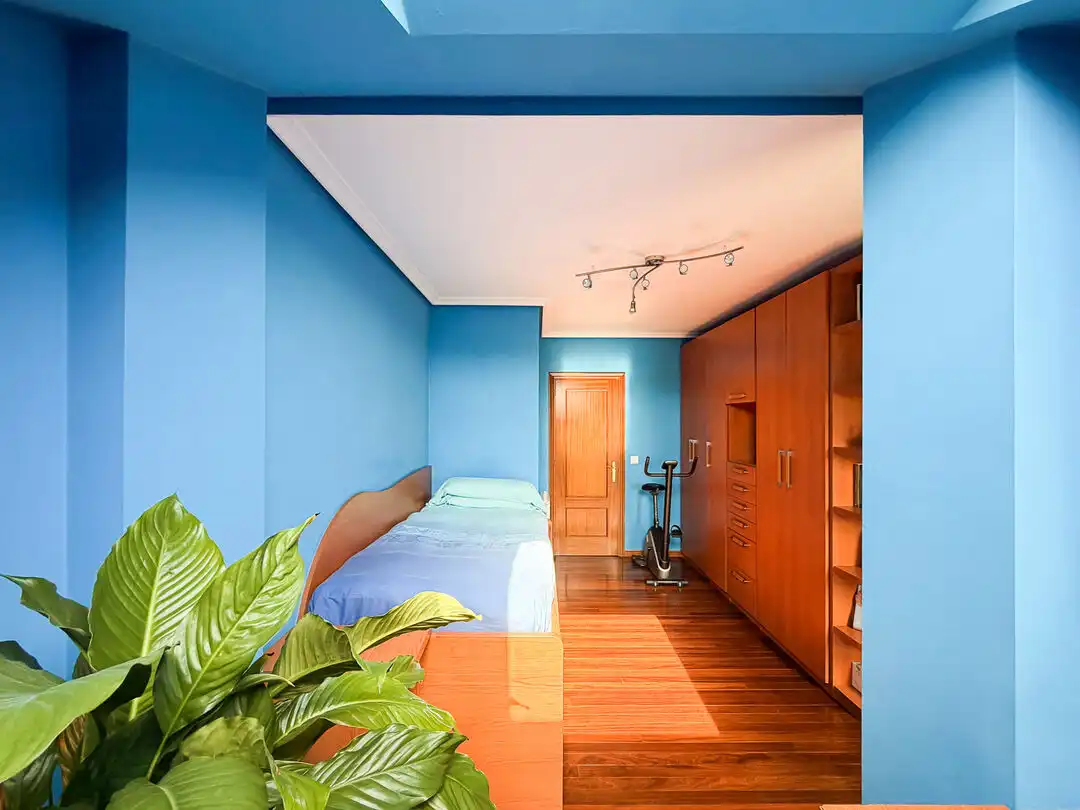Habitación de Piso en venta en Santa Cruz de Bezana con Calefacción, Terraza y Trastero