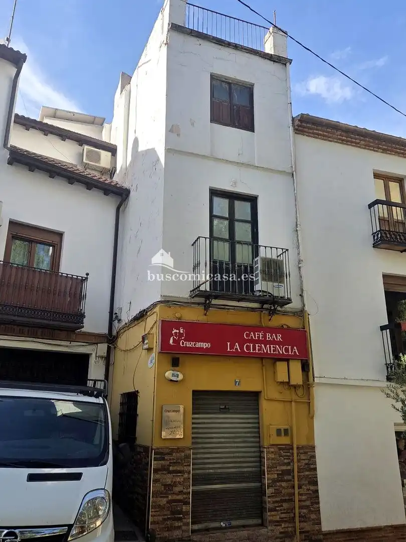 Casa adosada en venda en Jaén amb Terrassa i Balcó