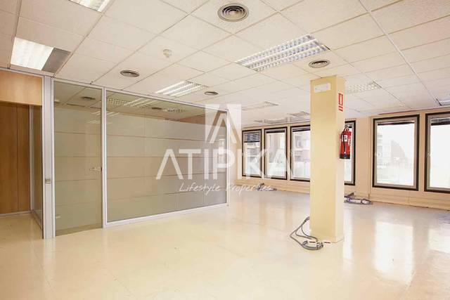 Oficina en Alquiler en La Nova Esquerra de l'Eixample