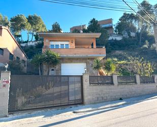 Vista exterior de Casa o xalet en venda en Castellgalí amb Calefacció, Terrassa i Traster