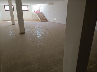 Local comercial en venda a Calle Republica Argentina