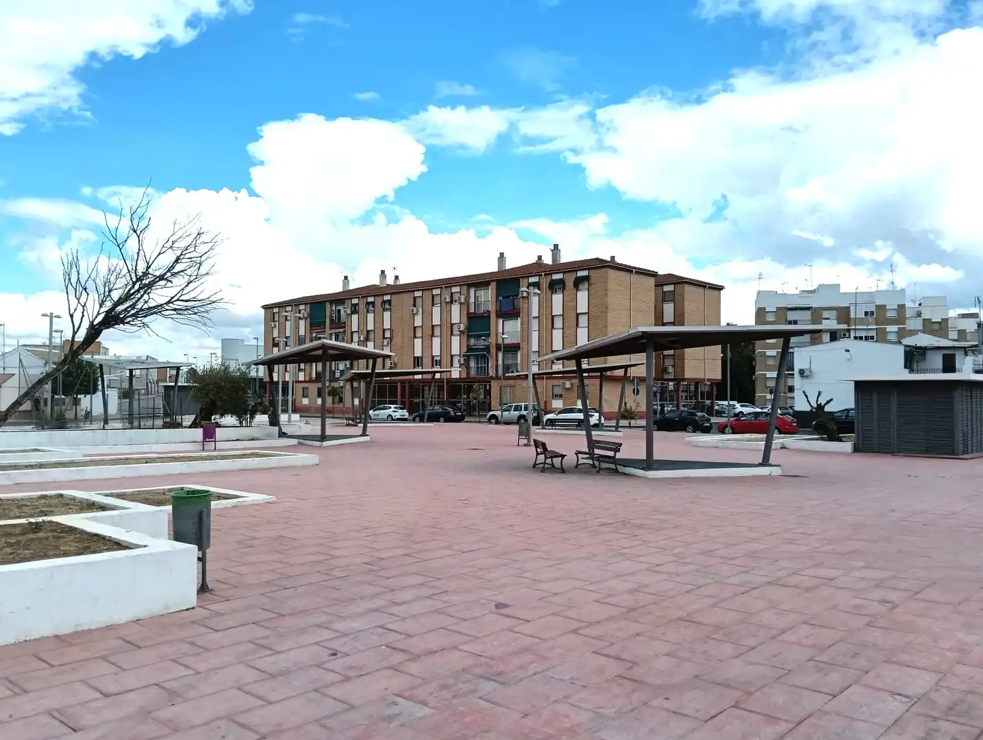 Garaje en venta en Ricardo Molina, Puente Genil