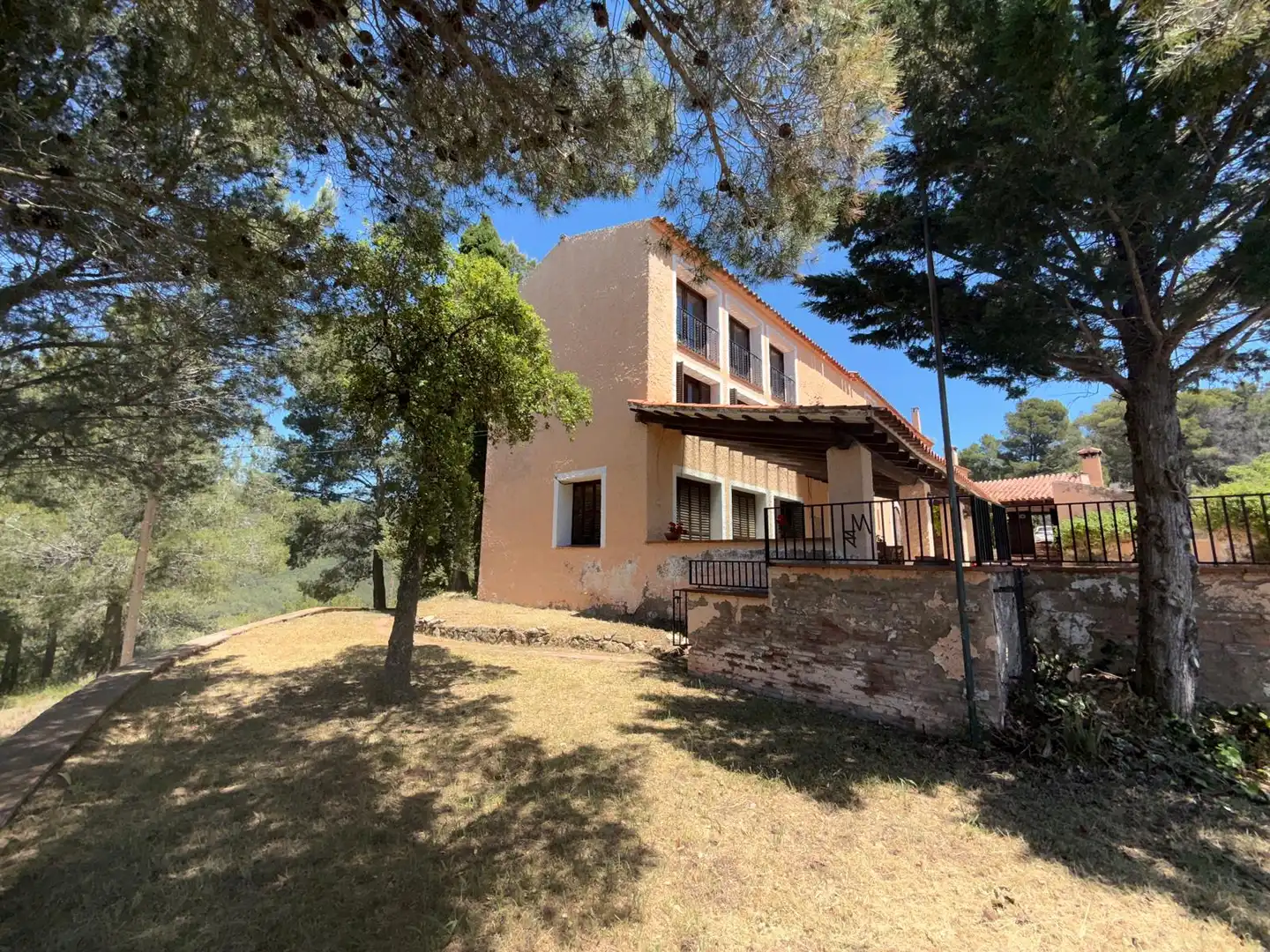 Vista exterior de Casa o chalet en venta en Querol con Jardín privado, Terraza y Piscina