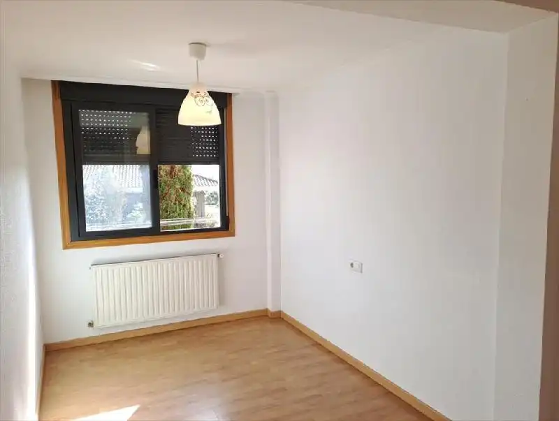 Habitación de Piso en venta en A Cañiza  