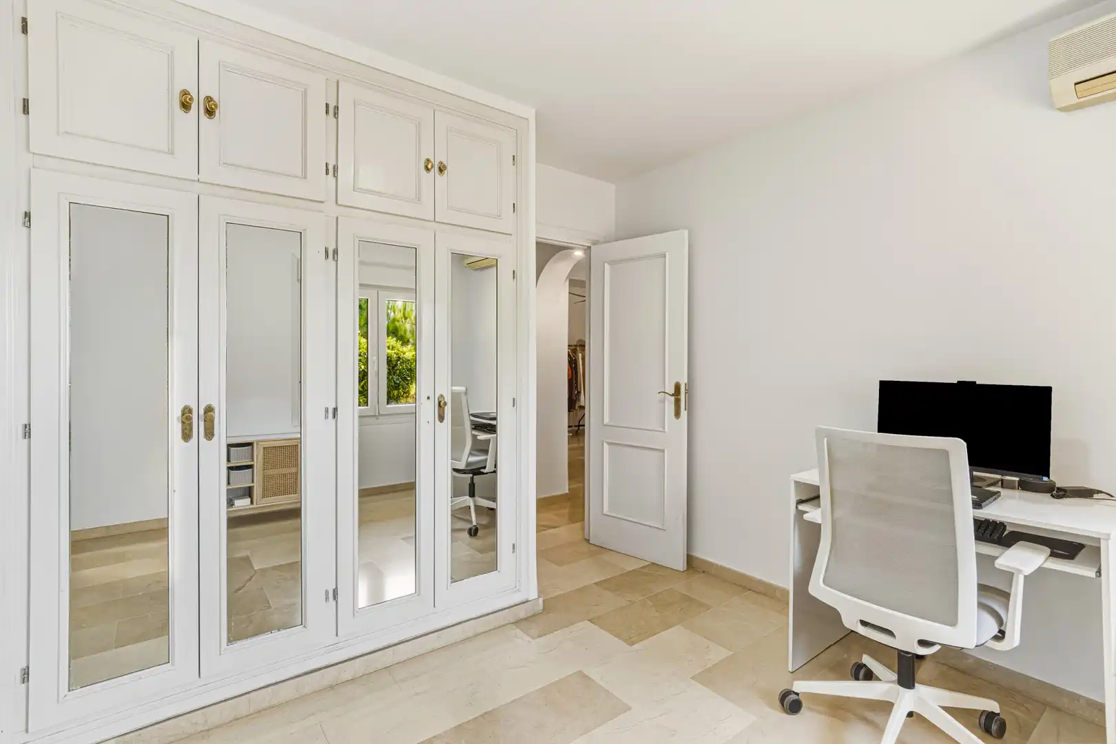 Casa adosada en venda en Mijas amb Aire condicionat, Jardí privat i Terrassa