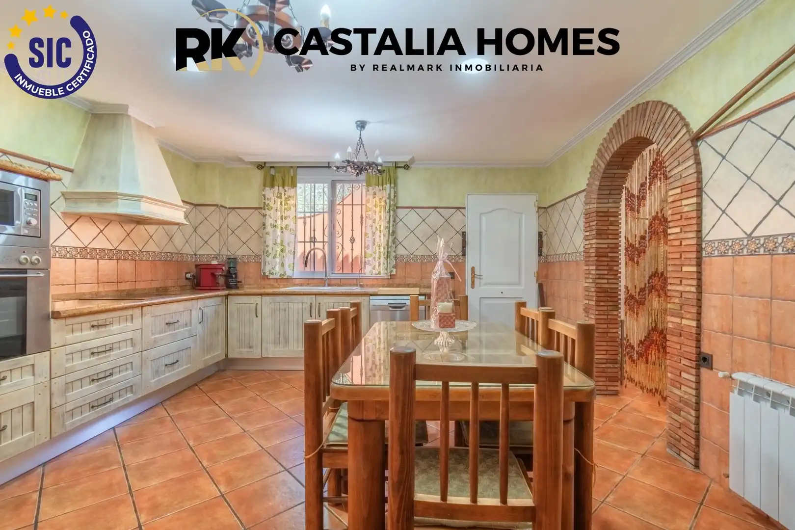Cuina de Casa o xalet en venda en Borriol amb Aire condicionat, Calefacció i Jardí privat