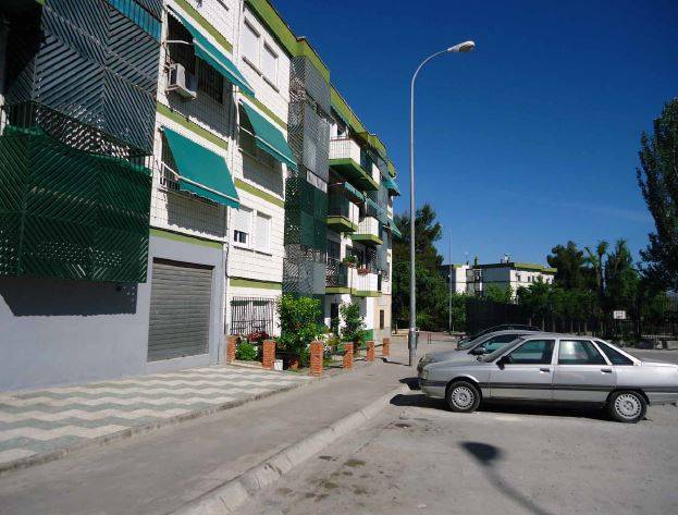 Piso en Venta en FRANCISCO JAVIER SIMONET en Almanjáyar