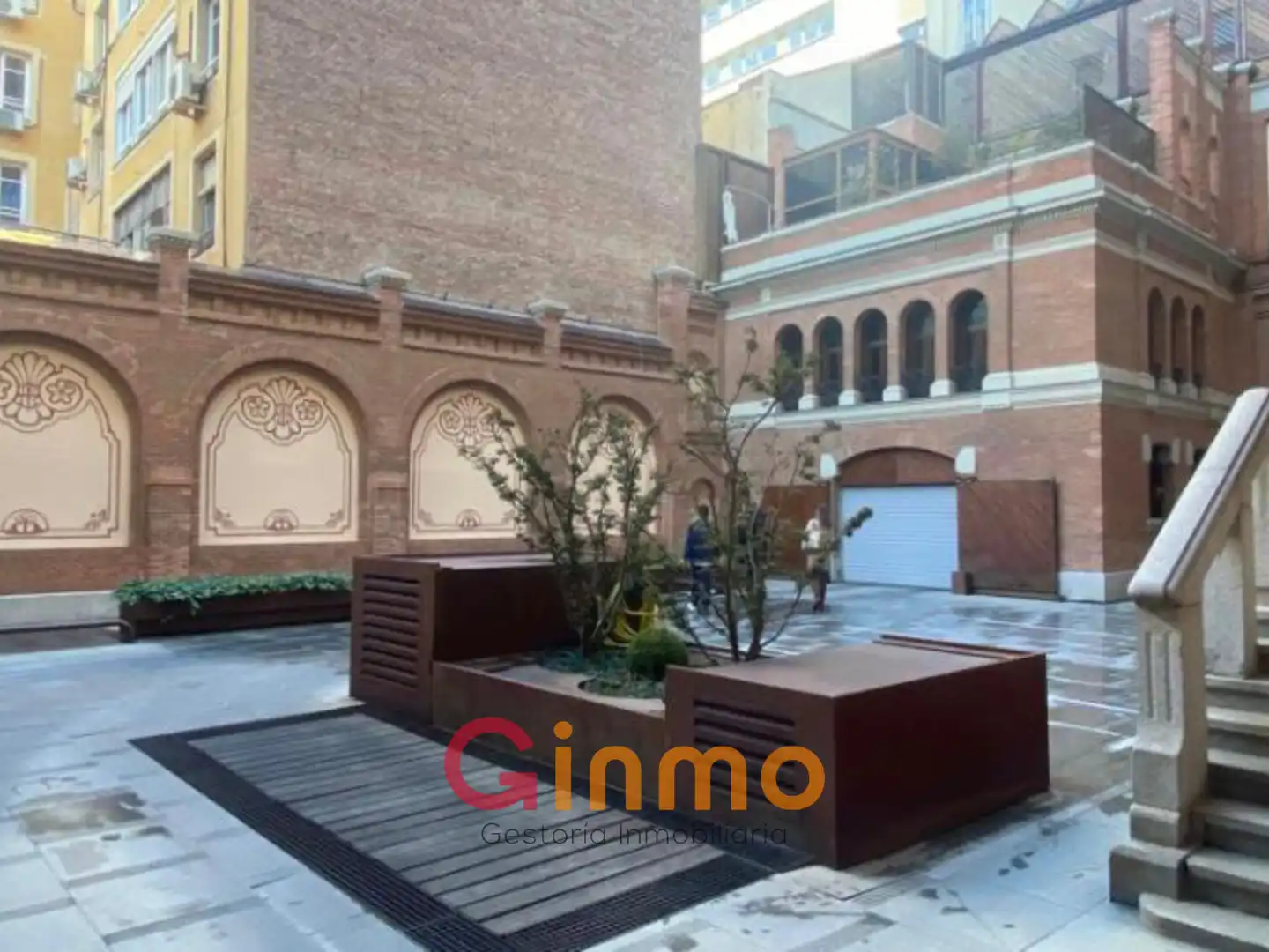 Vista exterior de Garaje en venta en Madrid con Alarma