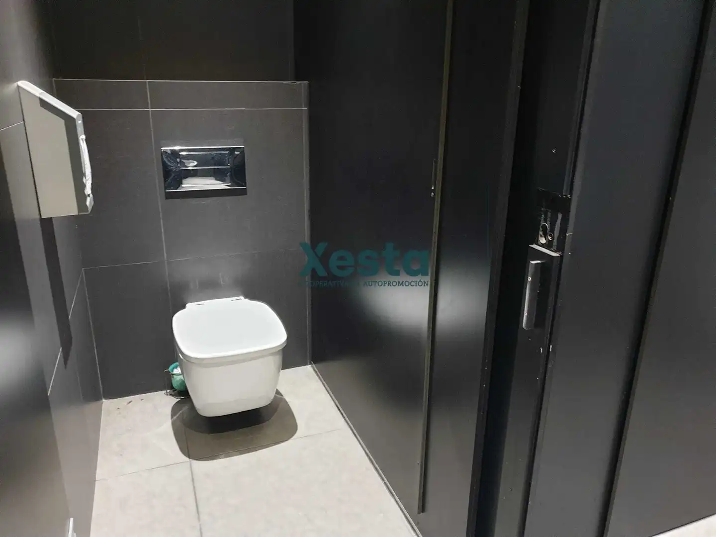 Badezimmer von Geschaftsraum zum Verkauf in Vigo 