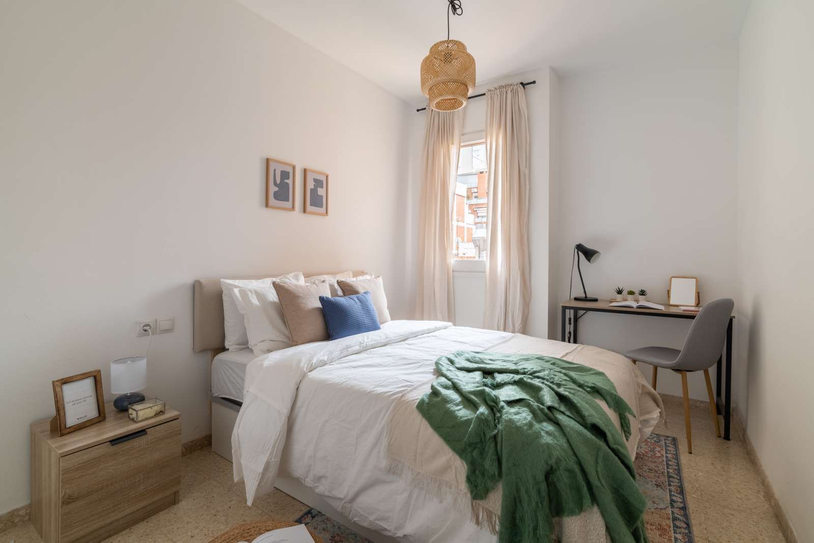 Flat to share in Barri de les Corts