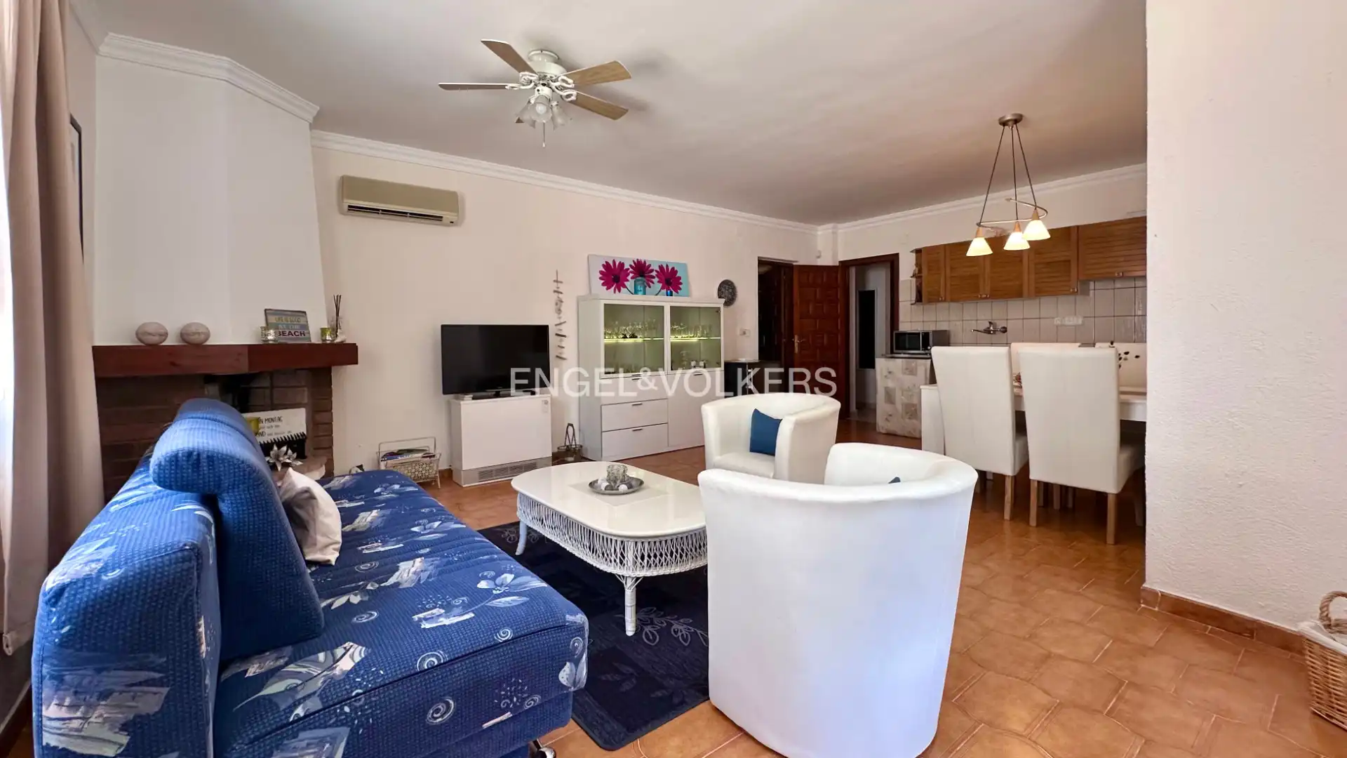 Sala de estar de Casa o chalet en venta en Mont-roig del Camp con Aire acondicionado, Calefacción y Jardín privado