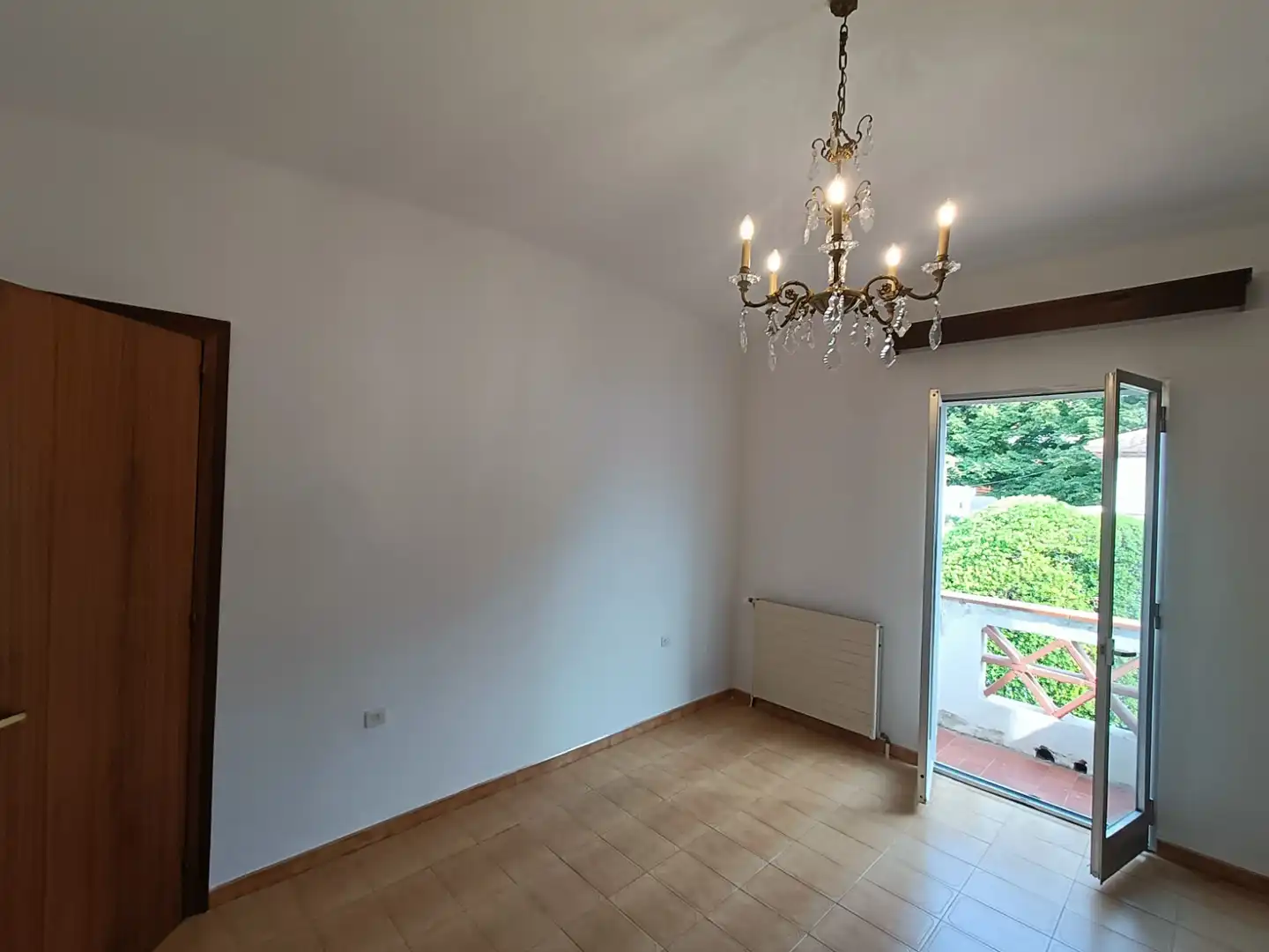Esszimmer von Einfamilien-Reihenhaus zur Miete in Girona mit Heizung, Privatgarten und Terrasse