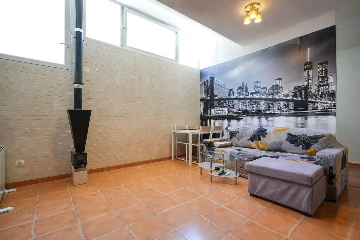 Sala de estar de Casa adosada en venta en Villalbilla con Aire acondicionado, Calefacción y Terraza