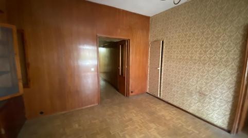 Foto 4 de Pis en venda a Calle Villamanin, Lucero, Madrid