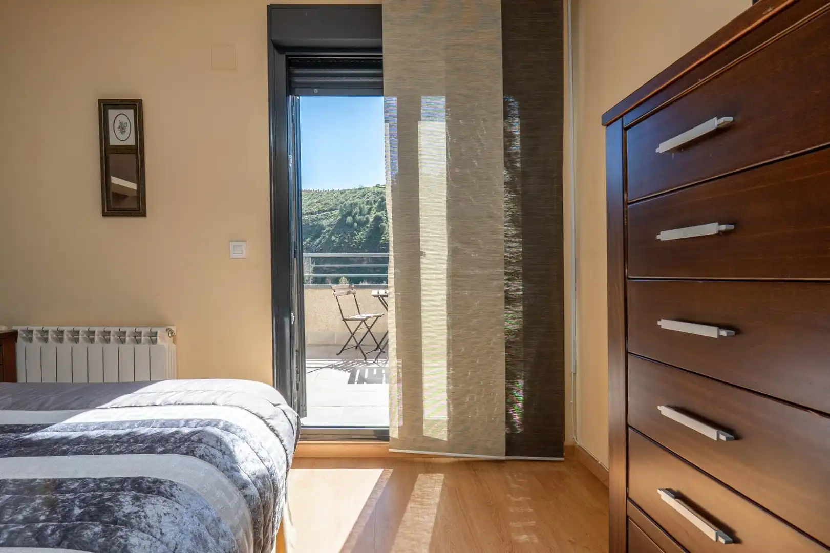 Dormitori de Casa o xalet en venda en Granada amb Calefacció, Terrassa i Traster