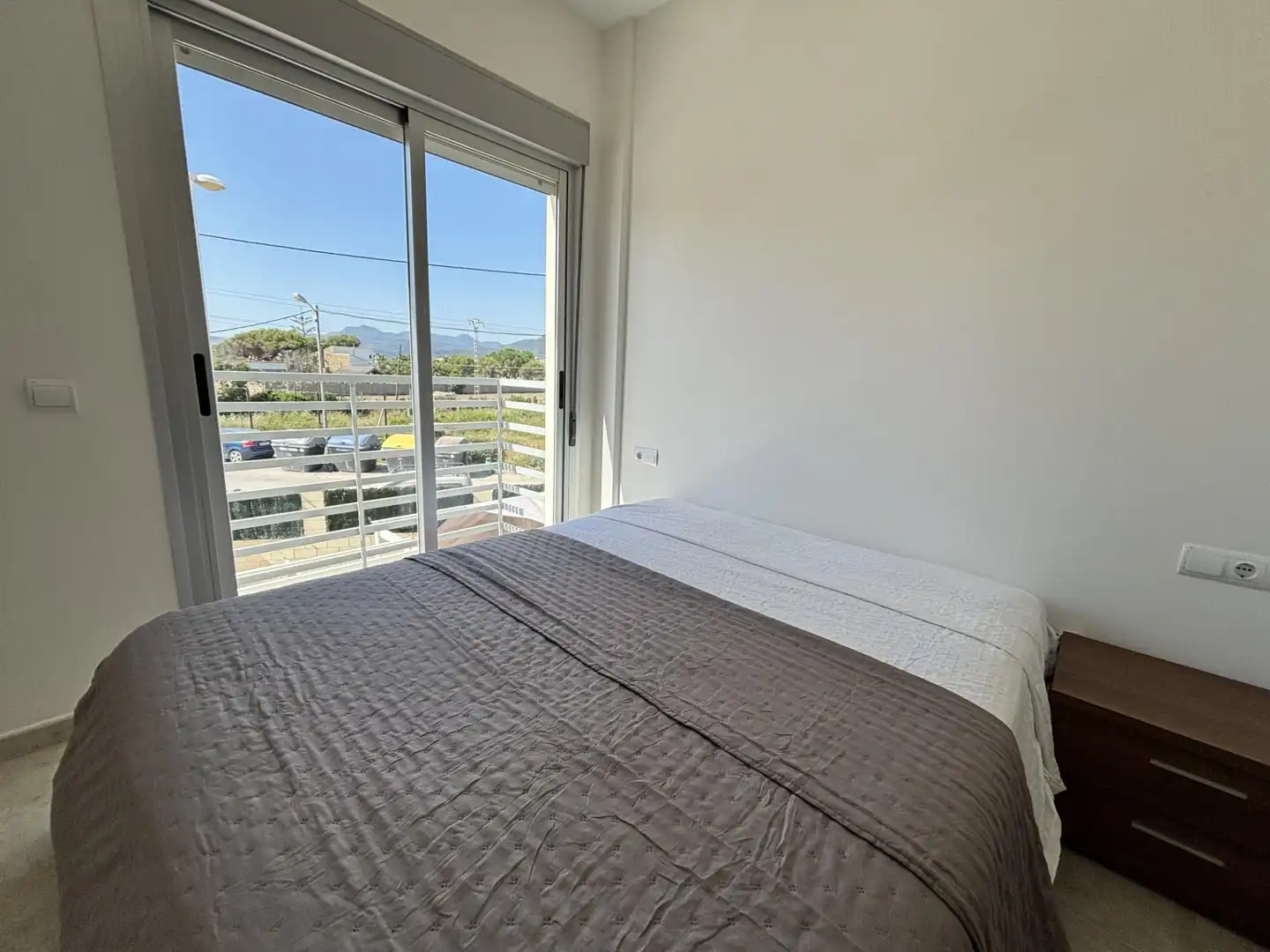 Habitación de Casa o chalet de alquiler en Cullera con Amueblado y Balcón