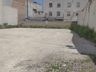 Terreny residencial en venda a Calle Francisco Rabal 11