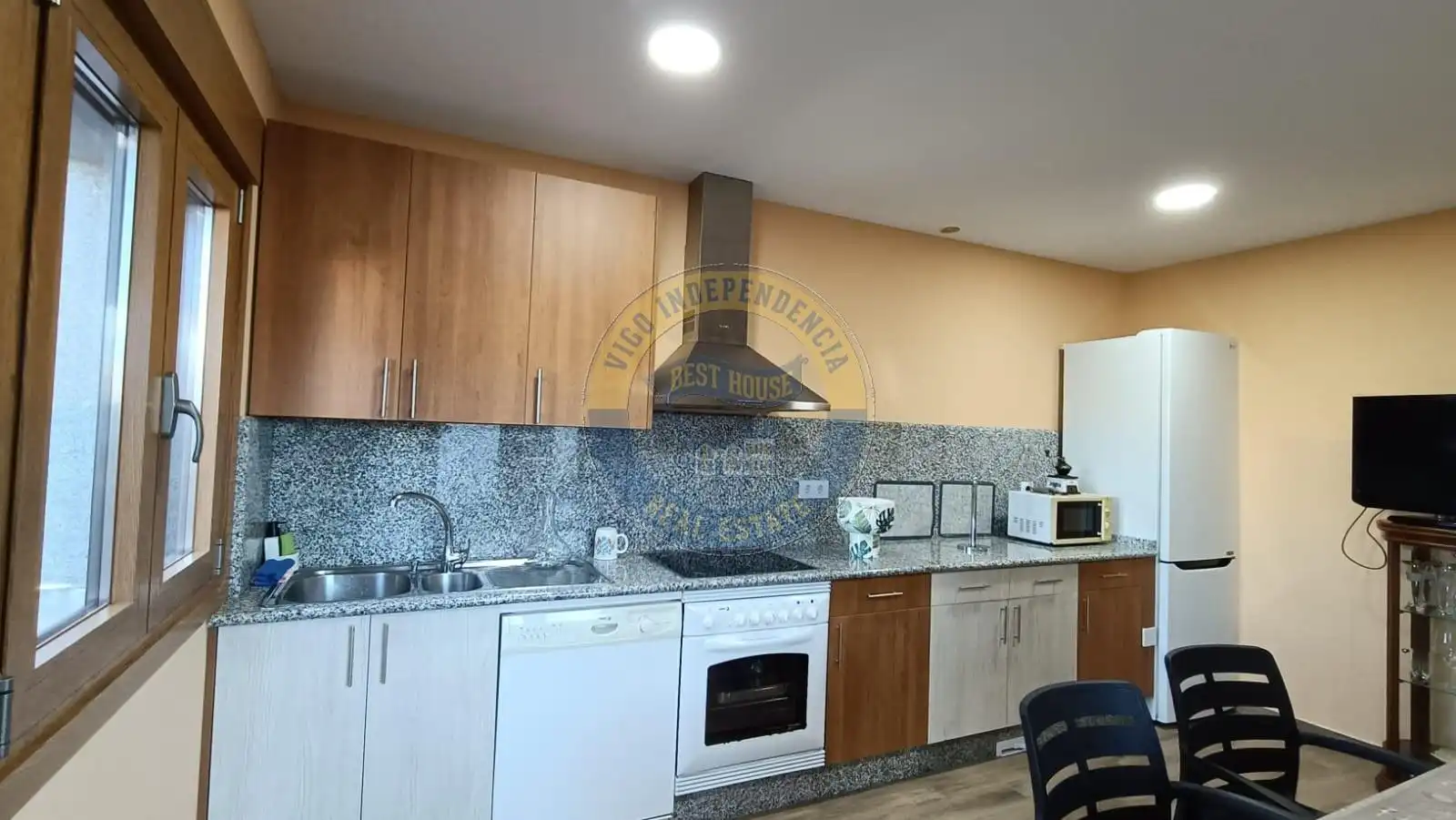 Cocina de Casa o chalet en venta en Vigo  con Jardín privado, Terraza y Trastero
