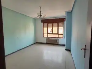 Schlafzimmer von Wohnung zum Verkauf in La Bañeza 