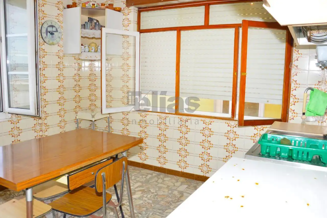 Cuina de Casa o xalet en venda en Muxía amb Moblat