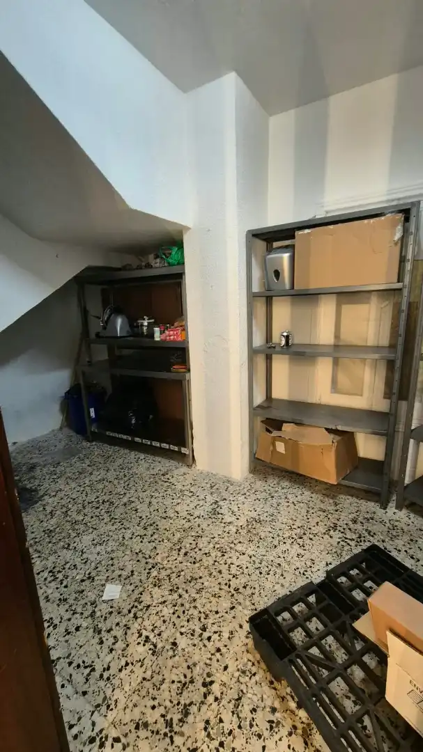 Local comercial en traspàs a Calle de Sagasta, imagen 18