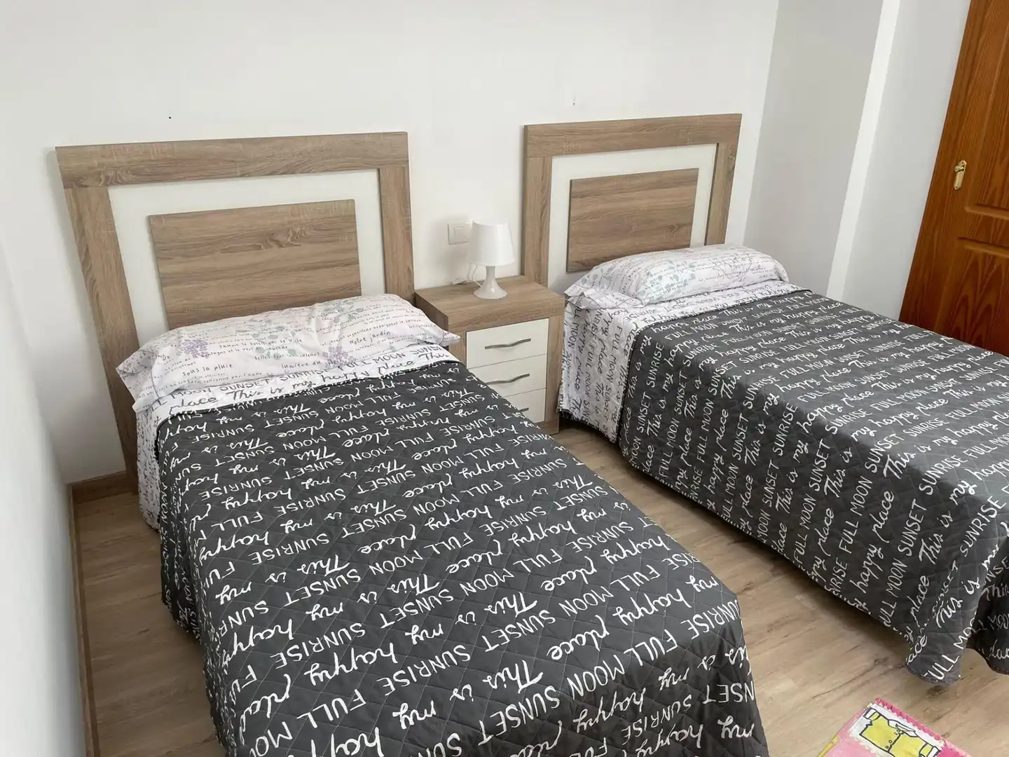 Habitación de Ático de alquiler en Fuengirola con Aire acondicionado, Calefacción y Jardín privado
