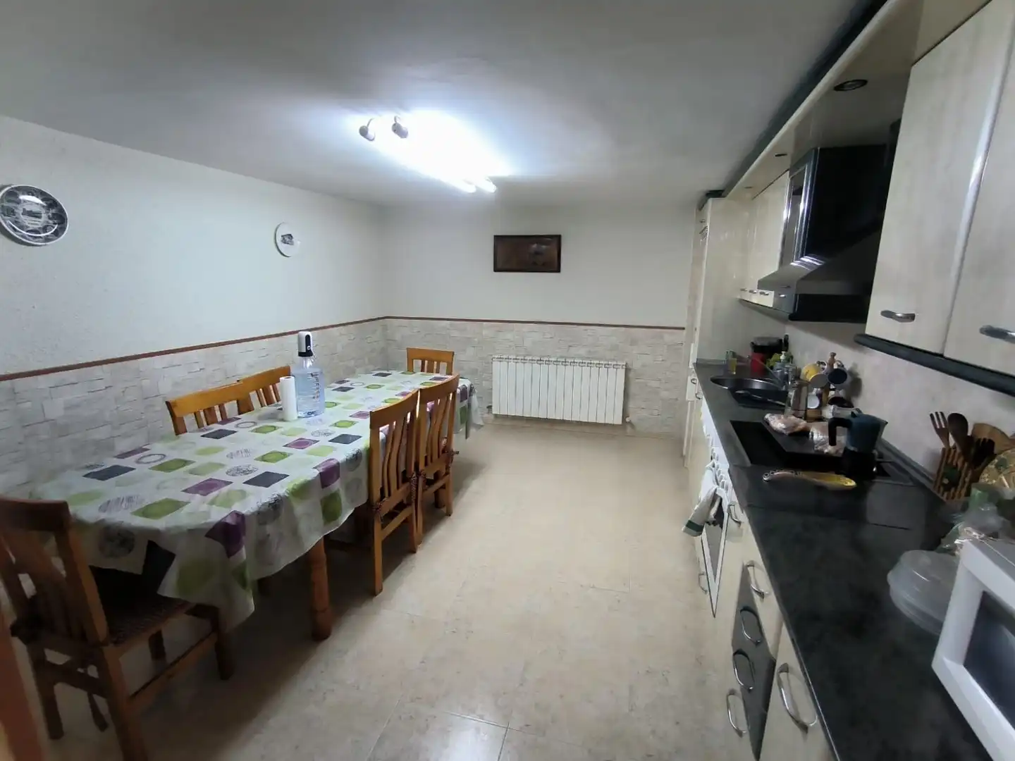 Cocina de Casa o chalet en venta en Arenillas de Riopisuerga con Calefacción, Jardín privado y Piscina