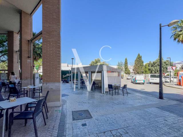 Local comercial en Alquiler en Calle Calle de Hernández Lázaro en Nou Campanar