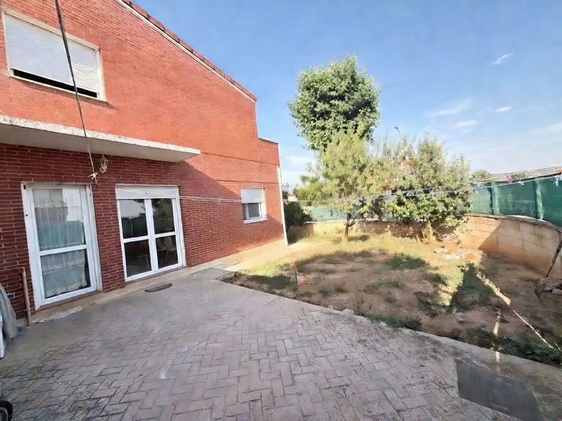 Garden of Houses for sale in Yunquera de Henares  with Terrace