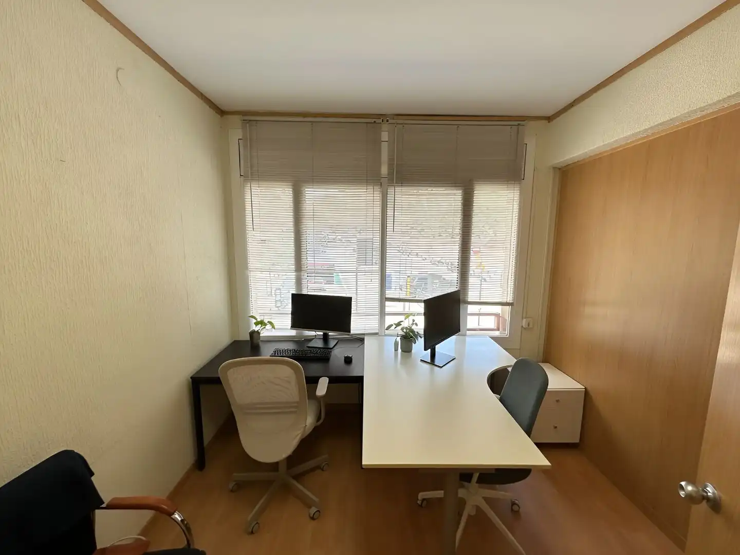 Oficina de alquiler en Barcelona con Aire acondicionado, Calefacción y Amueblado