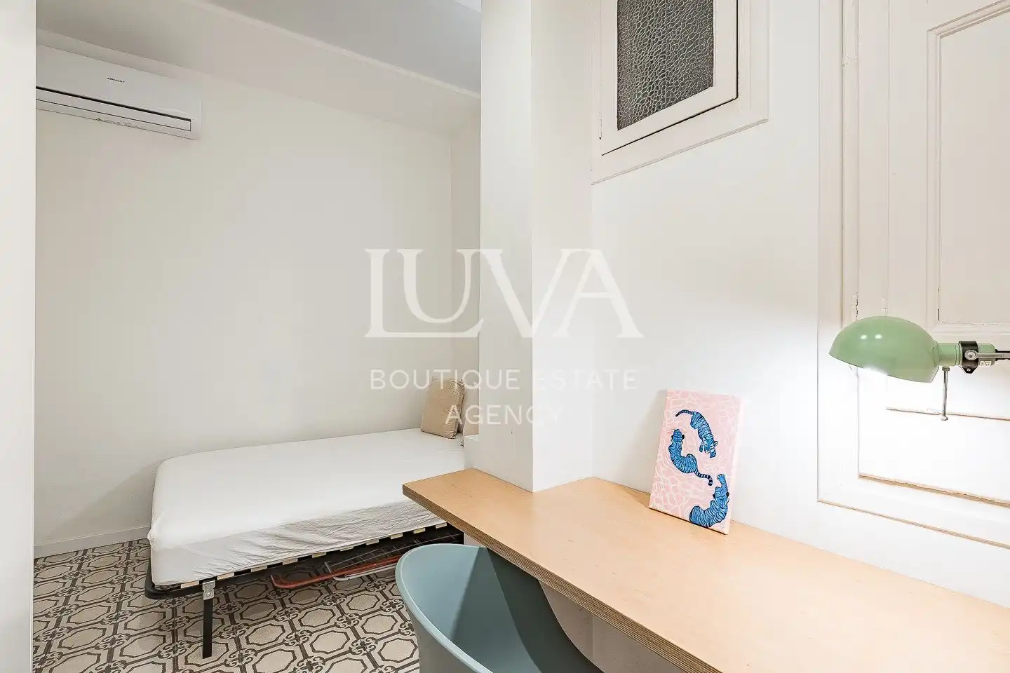 Dormitori de Apartament en venda en Barcelona amb Aire condicionat i Calefacció