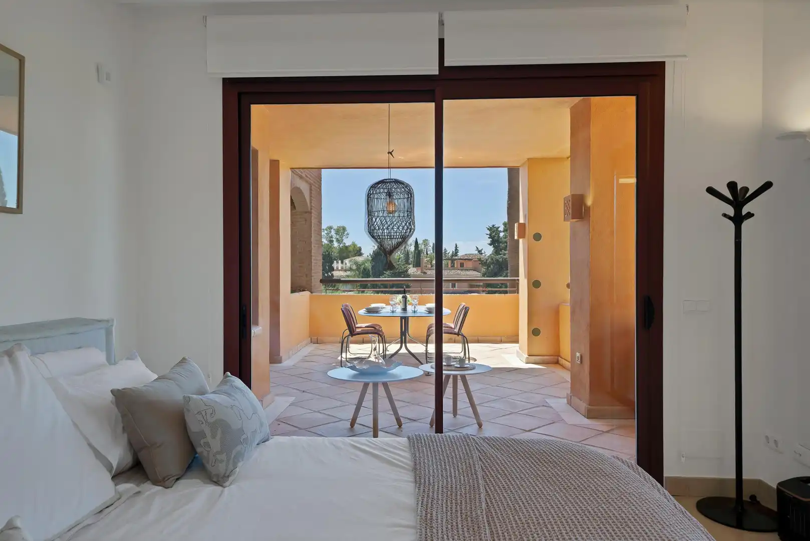 Dormitori de Apartament en venda en Marbella amb Aire condicionat, Calefacció i Jardí privat