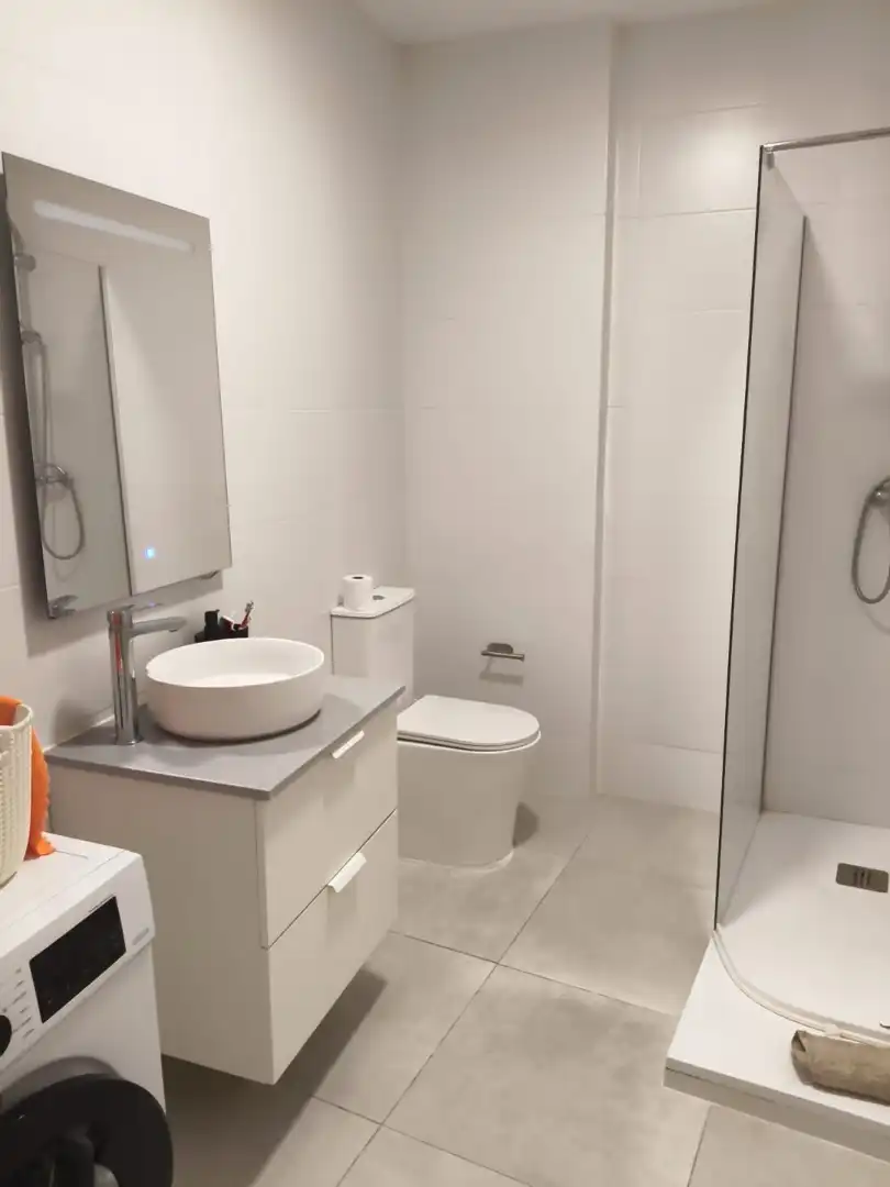 Baño de Piso para compartir en Ontinyent con Aire acondicionado, Calefacción y Parquet