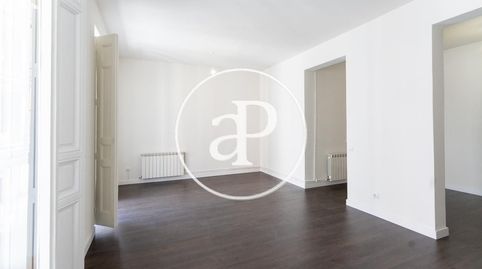 Photo 4 of Flat for rent in C. Marqués de Monasterio, Justicia - Chueca, Madrid Capital