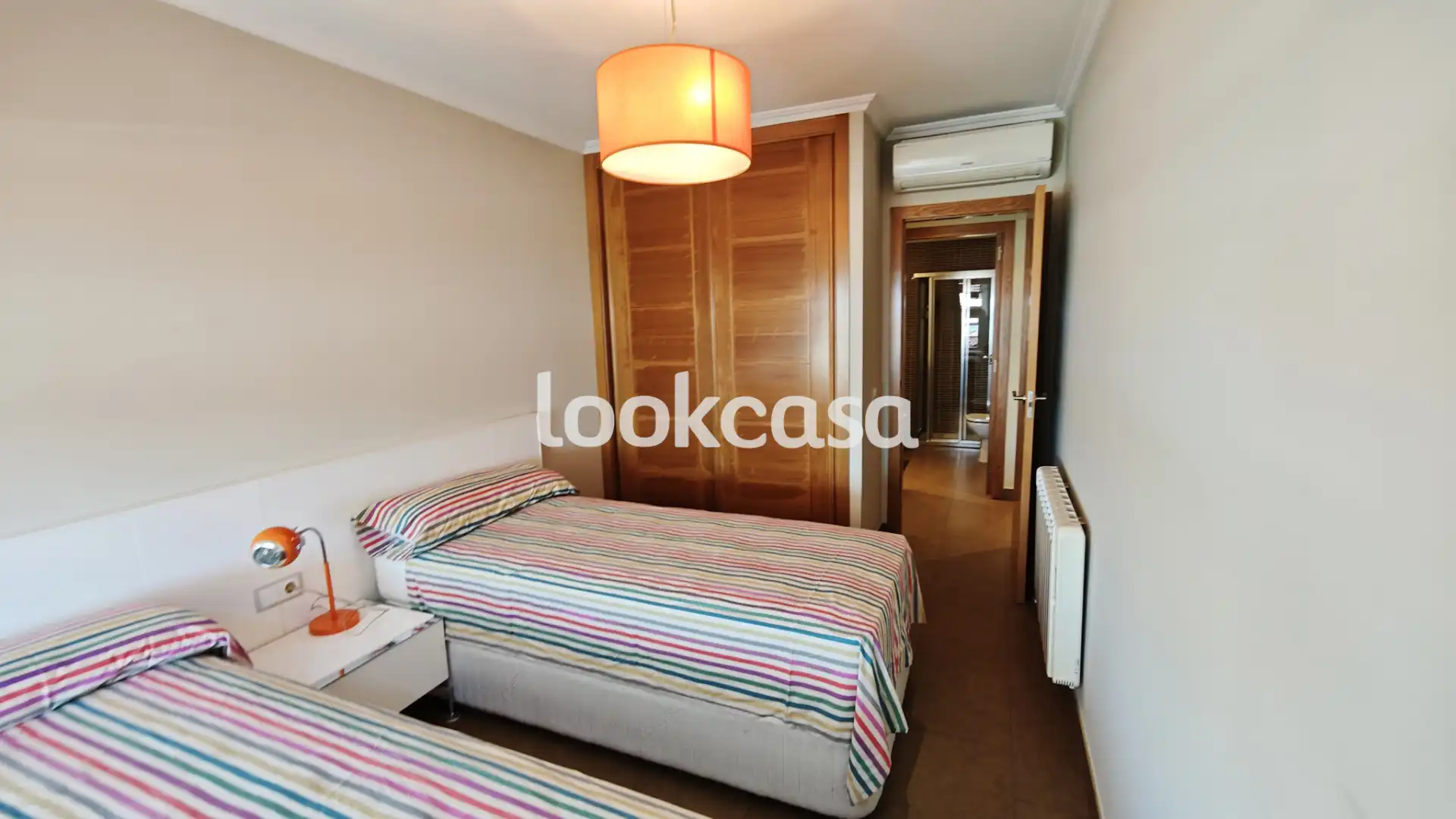Habitación de Ático en venta en Sanxenxo con Aire acondicionado, Calefacción y Parquet