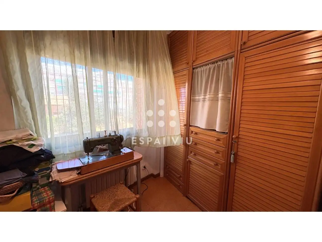 Habitación de Piso en venta en Ripollet con Aire acondicionado, Calefacción y Jardín privado