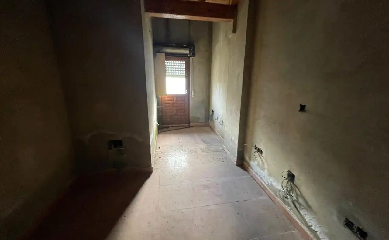 Casa adosada en venta en Valde-Ucieza