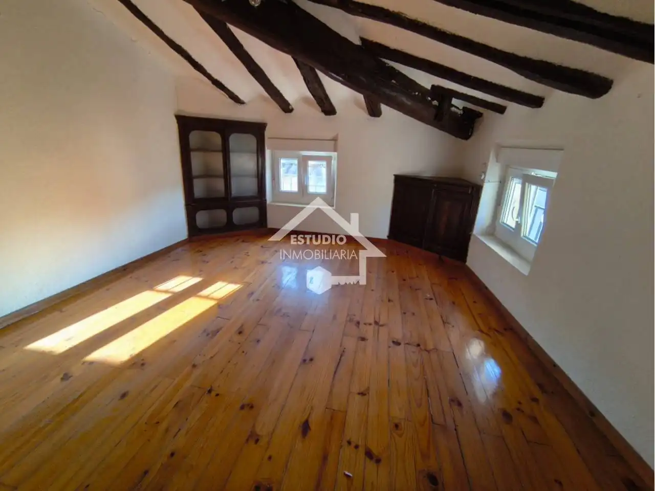 Sala d'estar de Casa o xalet en venda en Lodosa amb Calefacció i Terrassa